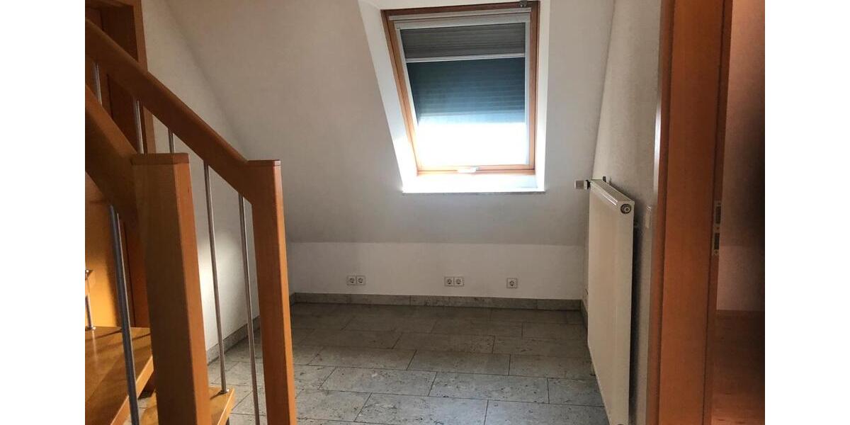Reihenhaus Bad Ditzenbach - 6 Zimmer, 160 m&sup2;, 1.500&euro; | Angebot:23488856