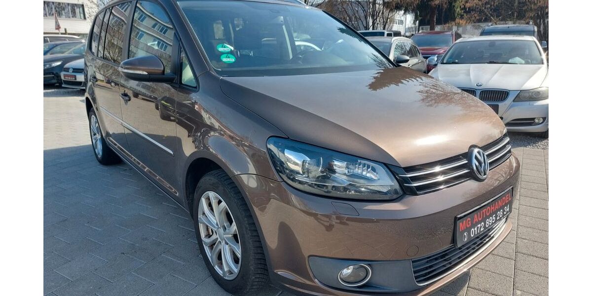 VW Touran 253.919 km 6.999 &euro; Fellbach 70736