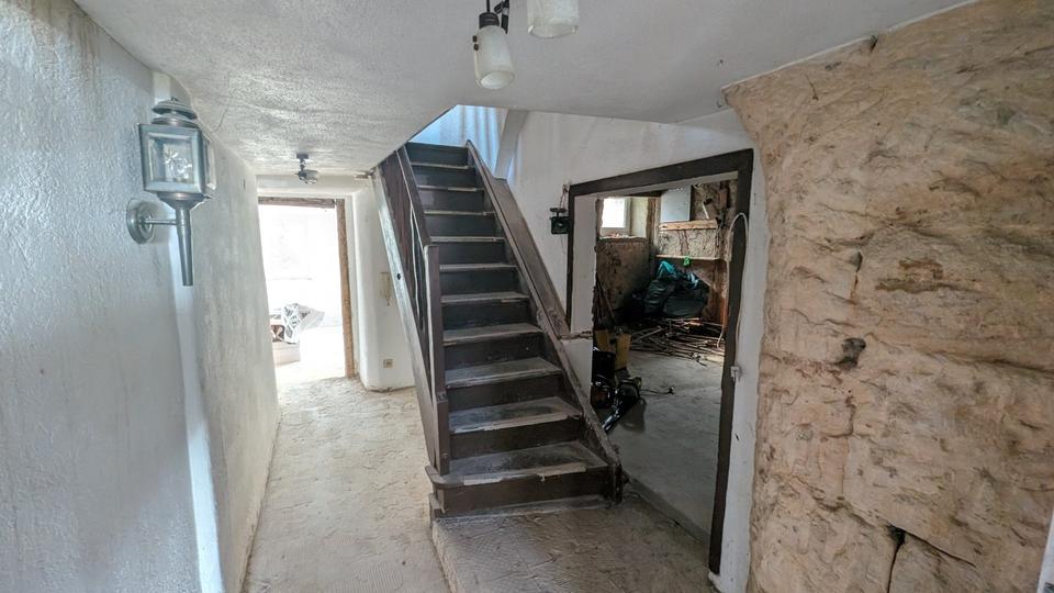 Doppelhaushälfte Lorch - 10 Zimmer, 130 m&sup2;, 179.000&euro; | Angebot:25362027