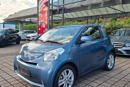 Toyota IQ 90.000 km 8.450 &euro; Esslingen 73730