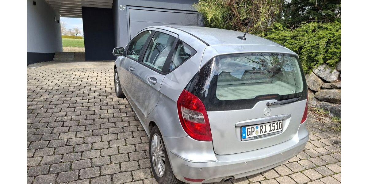 Mercedes-Benz A 180 139.950 km 5.350 &euro; Göppingen 73035