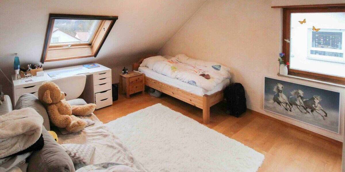 Einfamilienhaus Uhingen Baiereck - 6 Zimmer, 147 m&sup2;, 320.000&euro; | Angebot:25938962