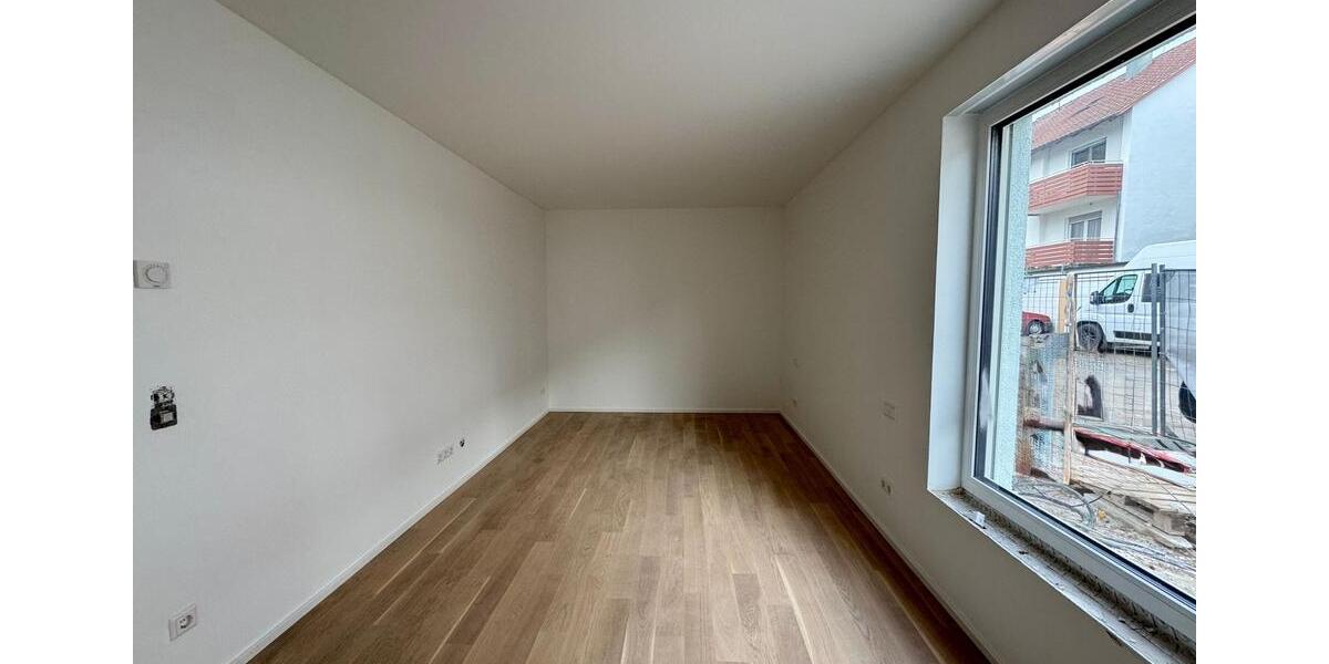 Erdgeschoßwohnung Esslingen am Neckar Oberesslingen - 3 Zimmer, 81 m&sup2;, 1.585&euro; | Angebot:26004780