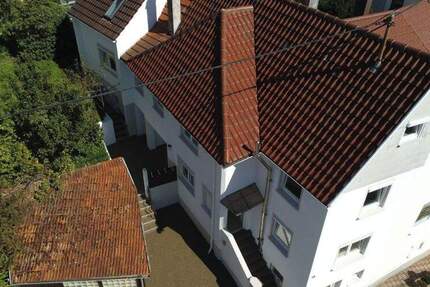 Haus Nürtingen-Neckarhausen Neckarhausen - 8 Zimmer, 135 m&sup2;, 498.000&euro; | Angebot:25782132