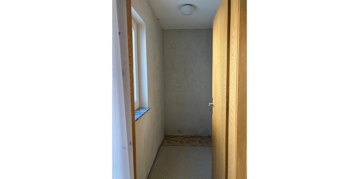 Einfamilienhaus Heubach - 8 Zimmer, 164 m&sup2;, 479.000&euro; | Angebot:25612293