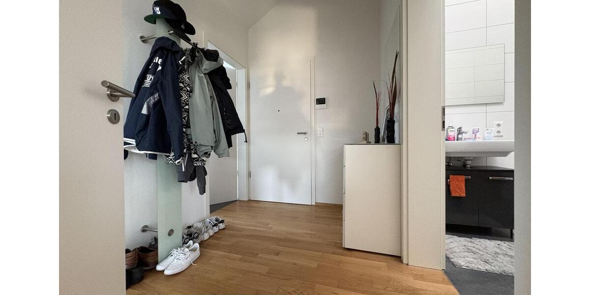 Dachgeschoßwohnung Salach - 2.5 Zimmer, 66 m&sup2;, 920&euro; | Angebot:25961007