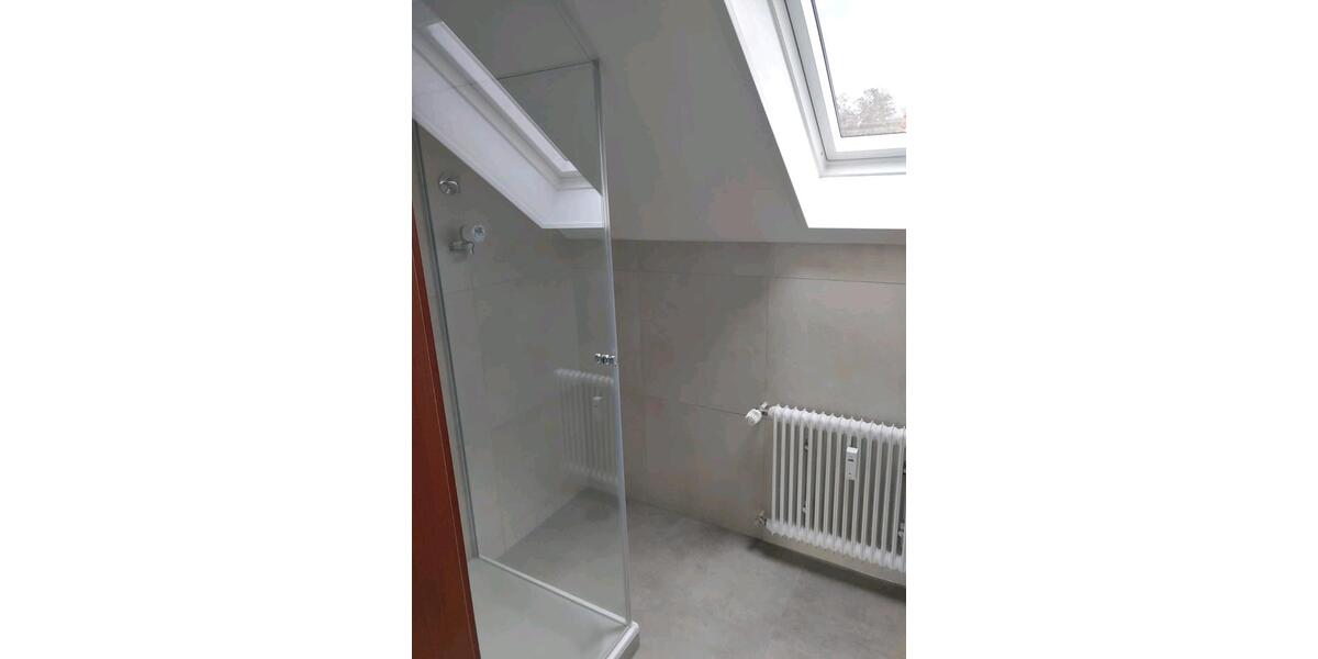 Dachgeschoßwohnung Esslingen am Neckar Pliensauvorstadt - 2 Zimmer, 56 m&sup2;, 750&euro; | Angebot:25982362