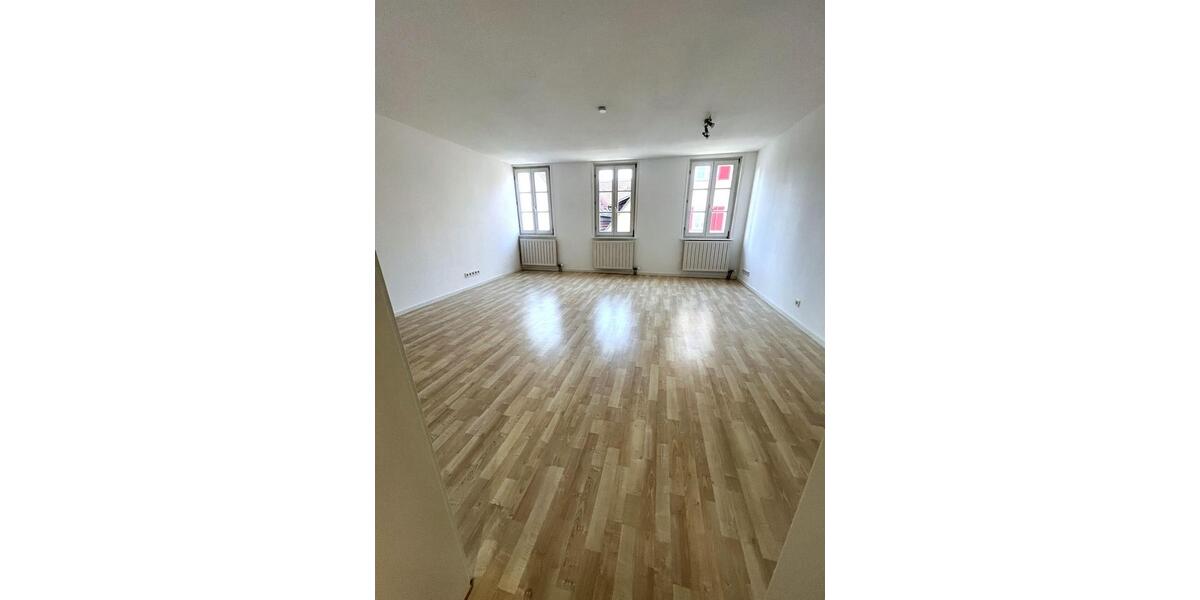 Dachgeschoßwohnung Schorndorf - 2 Zimmer, 75 m&sup2;, 900&euro; | Angebot:26683590