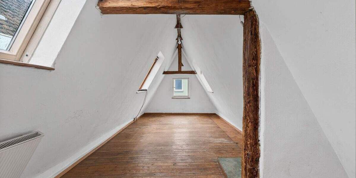 Mehrfamilienhaus, Wohnhaus Schwäbisch Gmünd - 9 Zimmer, 155 m&sup2;, 249.000&euro; | Angebot:25776973