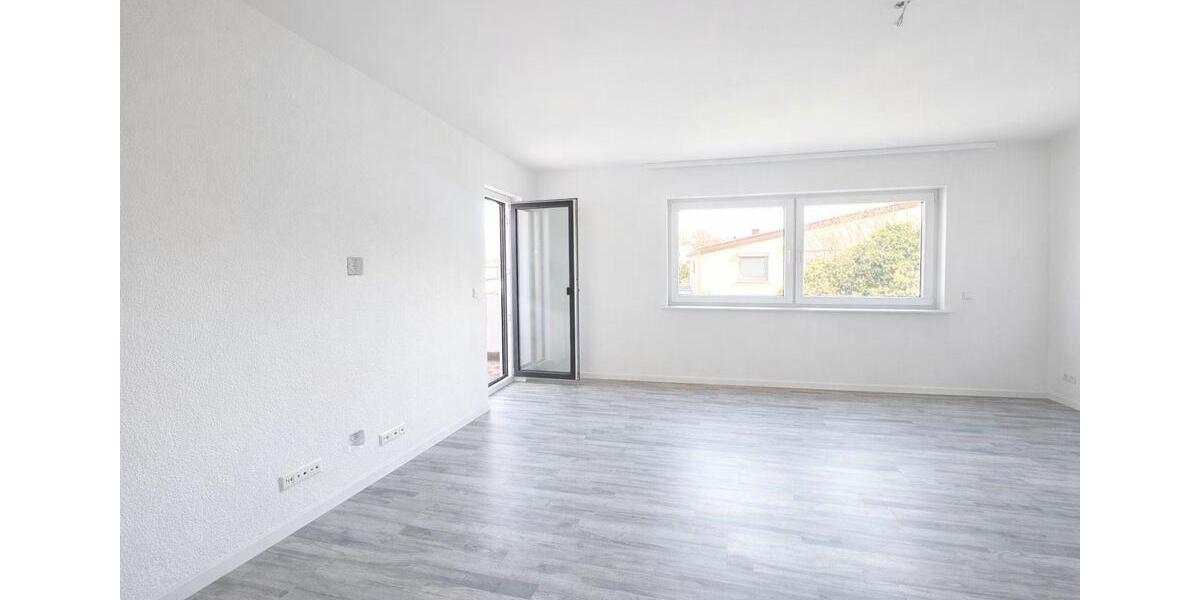 Etagenwohnung Esslingen am Neckar Pliensauvorstadt - 3 Zimmer, 75 m&sup2;, 1.200&euro; | Angebot:26585692