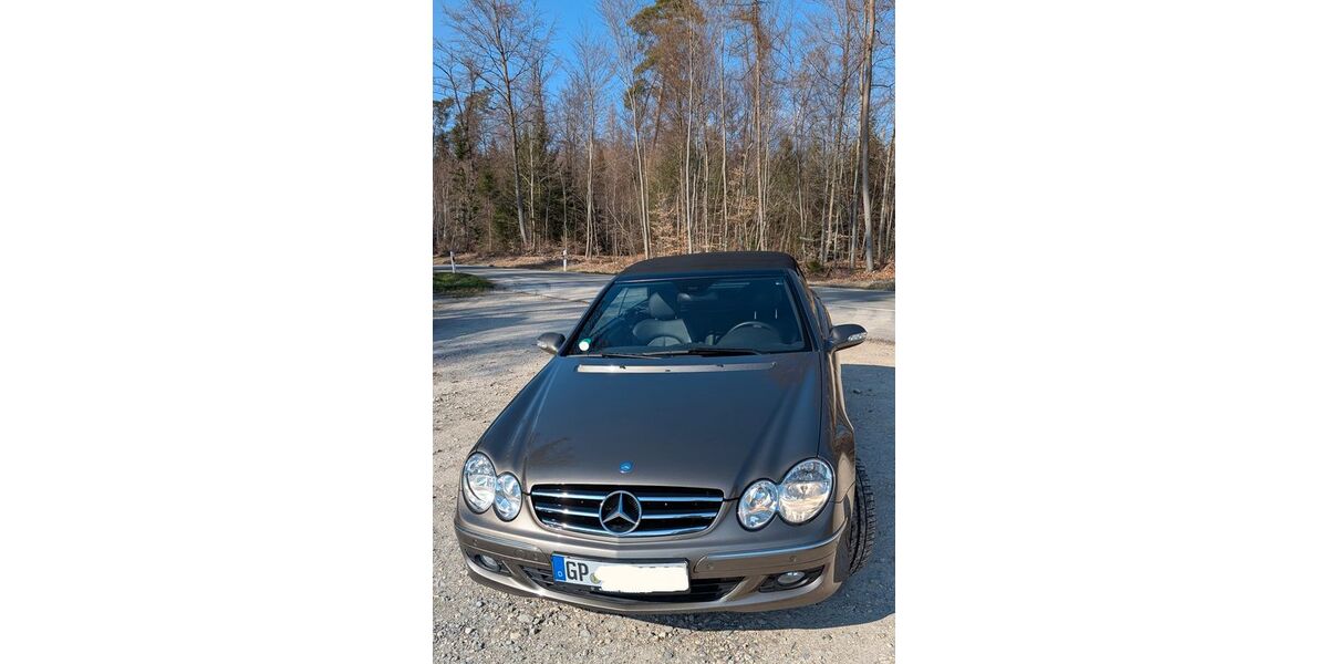 Mercedes-Benz CLK 200 97.000 km 15.800 &euro; Ebersbach 73061