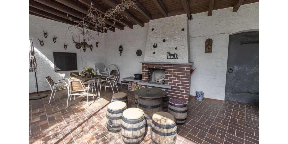 Mehrfamilienhaus, Wohnhaus Göppingen - 8 Zimmer, 190 m&sup2;, 615.000&euro; | Angebot:27153407
