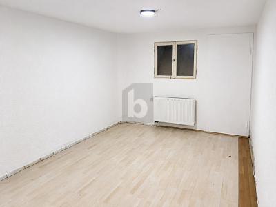 DREI EINHEITEN MIT POTENZIAL - Mehrfamilienhaus, Wohnhaus Kuchen | Angebot:27221321