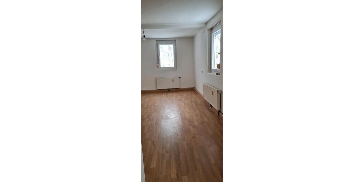 Etagenwohnung Lorch - 4 Zimmer, 90 m&sup2;, 1.000&euro; | Angebot:27570365
