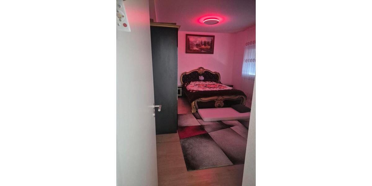 Erdgeschoßwohnung Göppingen Bruckwasen - 5 Zimmer, 140 m&sup2;, 360.000&euro; | Angebot:27259327