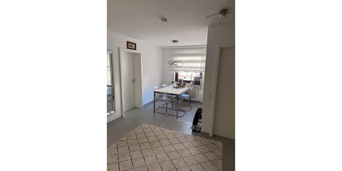 Etagenwohnung Fellbach - 4.5 Zimmer, 99 m&sup2;, 470.000&euro; | Angebot:25992127