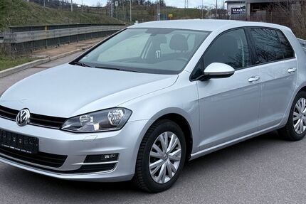 VW Golf 42.000 km 16.800 &euro; Essingen­­­ 73457