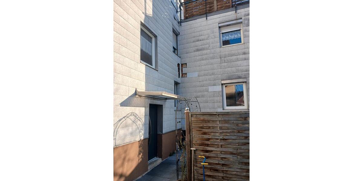 Erdgeschoßwohnung Göppingen - 4.5 Zimmer, 87 m&sup2;, 179.000&euro; | Angebot:26018652