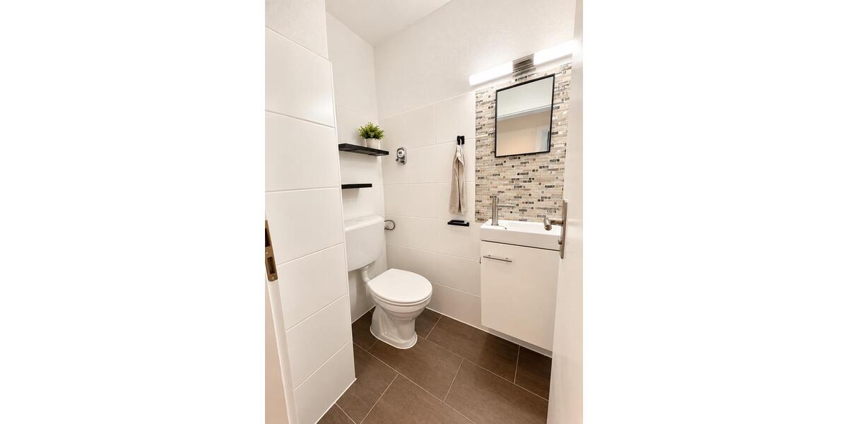 Doppelhaushälfte Schwaikheim - 8 Zimmer, 160 m&sup2;, 669.000&euro; | Angebot:27598082