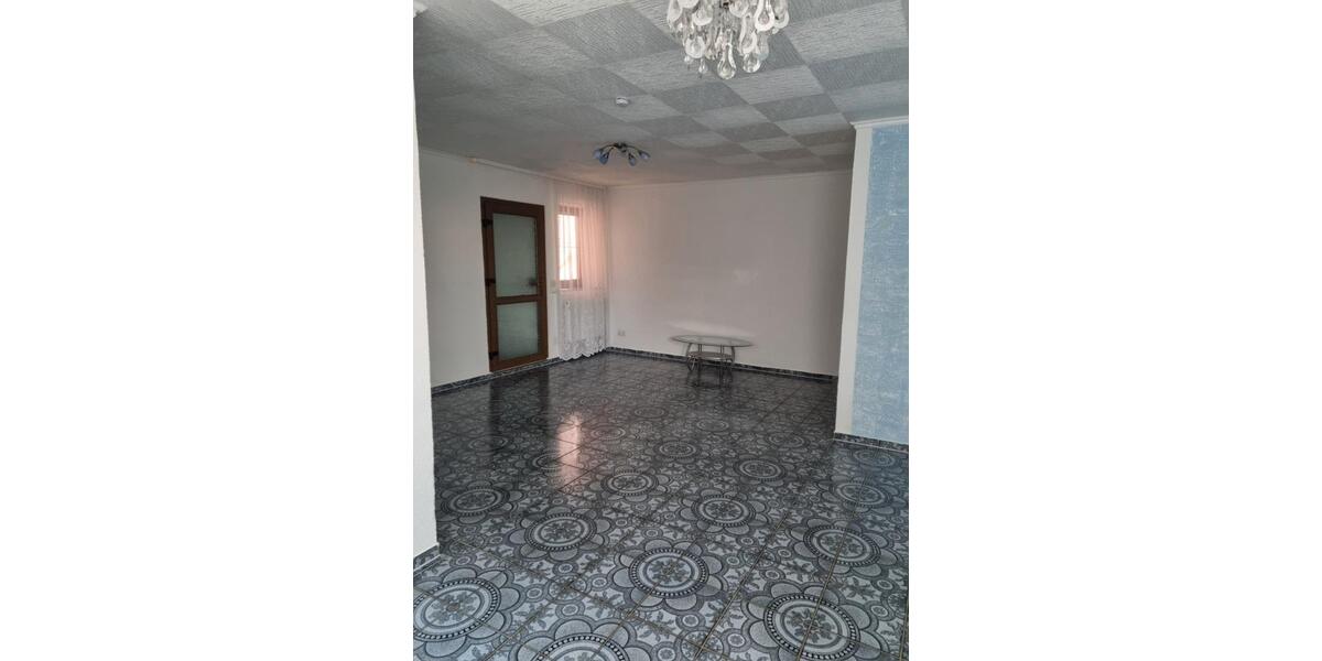 Etagenwohnung Lonsee - 3 Zimmer, 80 m&sup2;, 680&euro; | Angebot:26663424