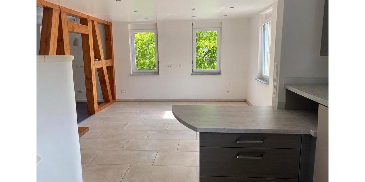 Etagenwohnung Lorch - 3.5 Zimmer, 86 m&sup2;, 1.200&euro; | Angebot:26654975