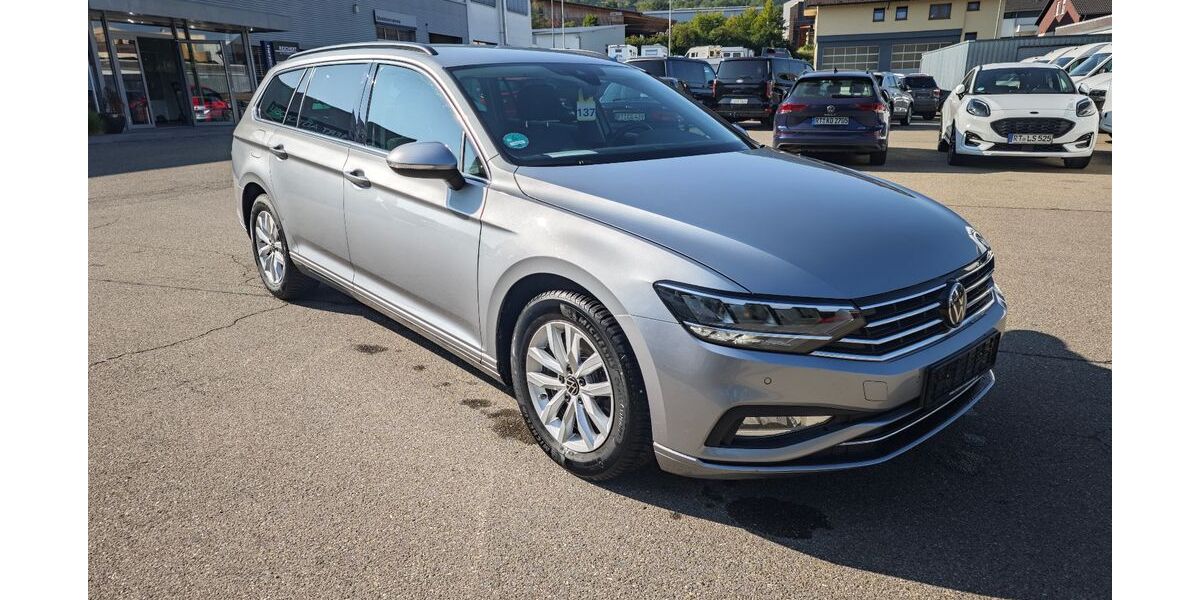 VW Passat Variant 87.200 km 22.870 &euro; Dettingen/Erms 72581
