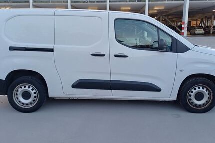 Peugeot Partner 120.000 km 9.900 &euro; Esslingen am Neckar 73733