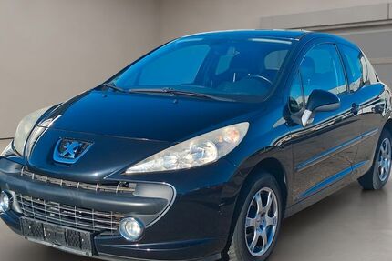 Peugeot 207 90.000 km 2.493 &euro; Eislingen 73054