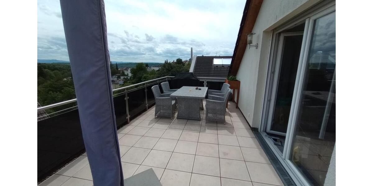 Dachgeschoßwohnung Esslingen am Neckar Hegensberg - 3 Zimmer, 71 m&sup2;, 1.350&euro; | Angebot:25174491