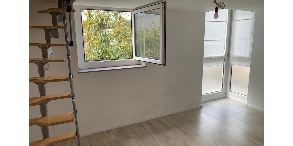 Maisonettenwohnung Nürtingen - 2 Zimmer, 35 m&sup2;, 700&euro; | Angebot:25886763