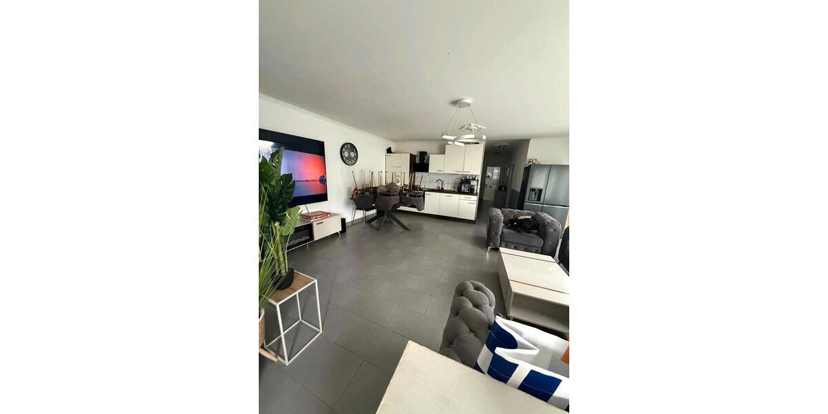 Etagenwohnung Göppingen Bruckwasen - 4 Zimmer, 103 m&sup2;, 1.300&euro; | Angebot:25934851