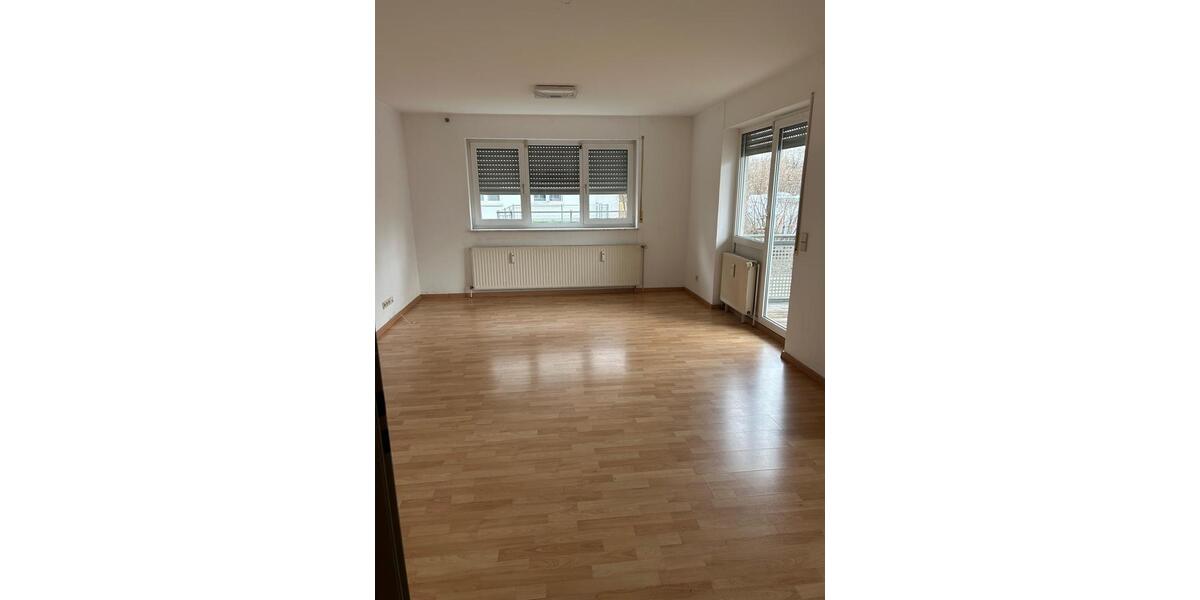 Erdgeschoßwohnung Esslingen am Neckar Oberesslingen - 3 Zimmer, 70 m&sup2;, 1.280&euro; | Angebot:26256422