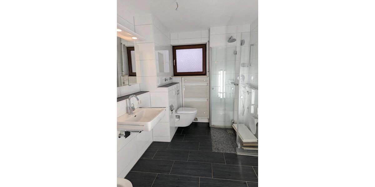 Erdgeschoßwohnung Eislingen (Fils) - 2 Zimmer, 81 m&sup2;, 1.110&euro; | Angebot:25404957