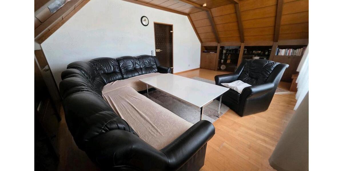 Dachgeschoßwohnung Schwäbisch Gmünd Bargau - 6.5 Zimmer, 117 m&sup2;, 245.000&euro; | Angebot:25948568