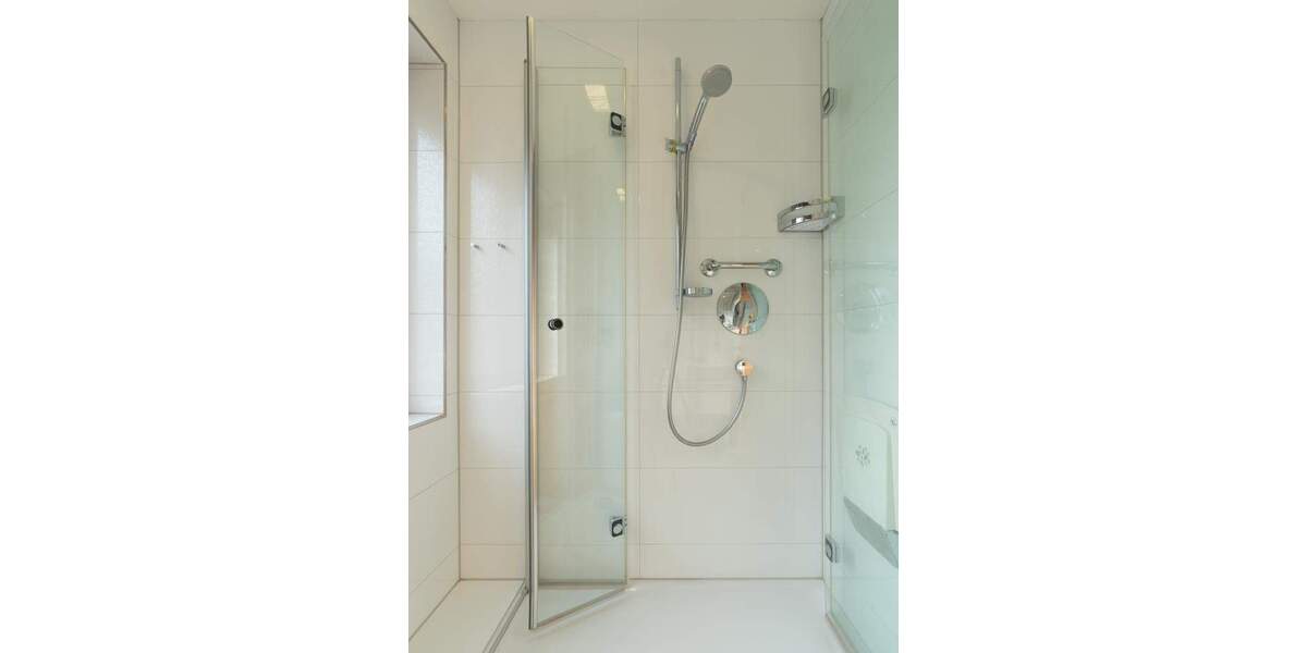 Etagenwohnung Fellbach - 5 Zimmer, 177 m&sup2;, 695.000&euro; | Angebot:25685869