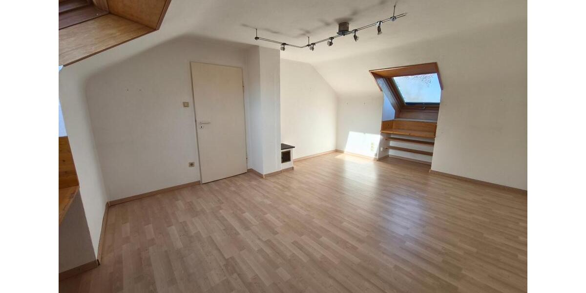 Doppelhaushälfte Ostfildern - 5.5 Zimmer, 135 m&sup2;, 1.750&euro; | Angebot:26681482