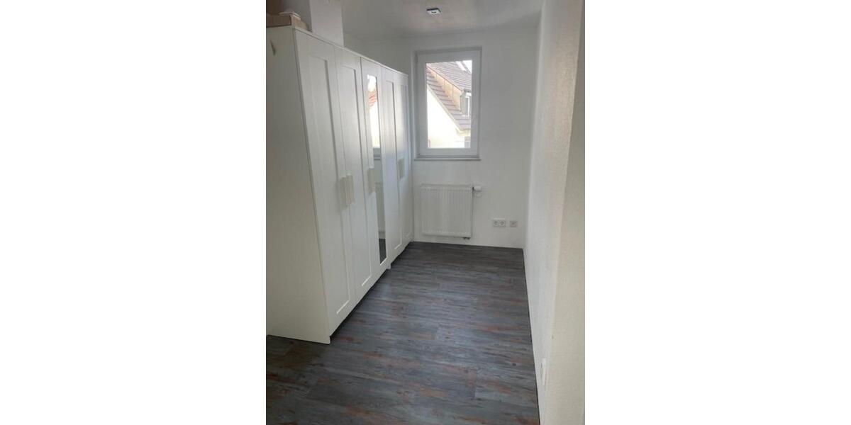 Etagenwohnung Weinstadt - 7 Zimmer, 125 m&sup2;, 528.000&euro; | Angebot:25406987