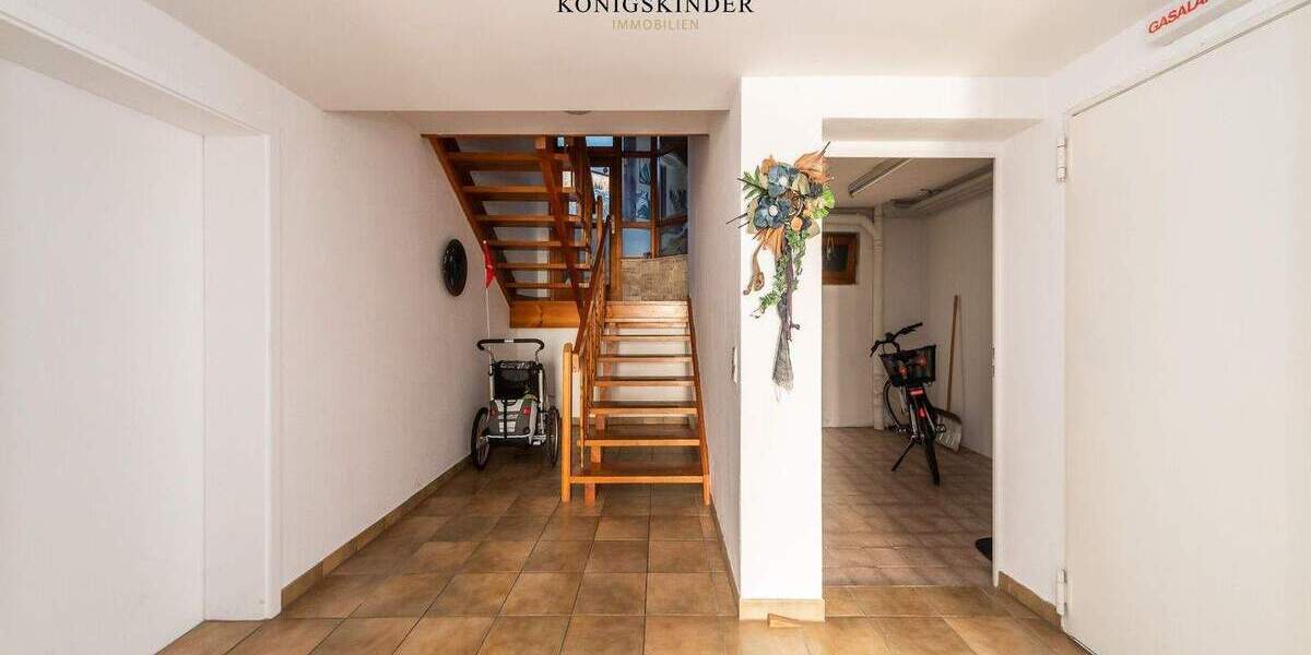 Mehrfamilienhaus, Wohnhaus Deggingen - 8 Zimmer, 260 m&sup2;, 849.000&euro; | Angebot:25733936