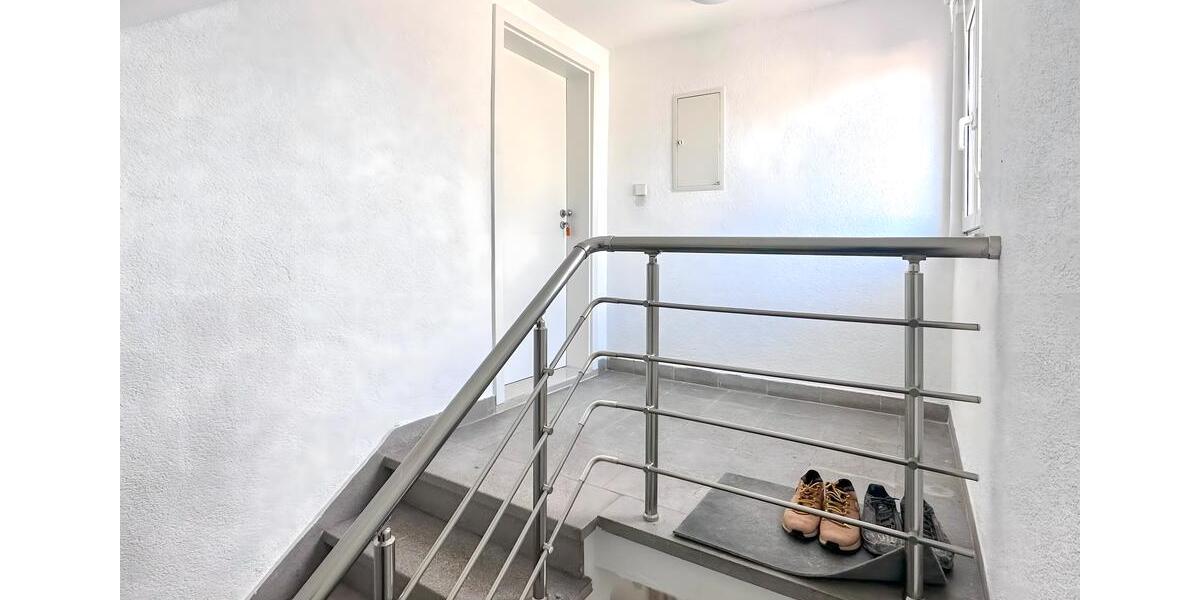 Dachgeschoßwohnung Winnenden - 4 Zimmer, 70 m&sup2;, 950&euro; | Angebot:25648717