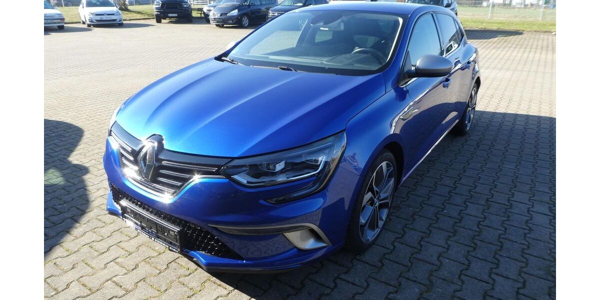 Renault Megane 121.358 km 10.900 &euro; Nellingen 89191