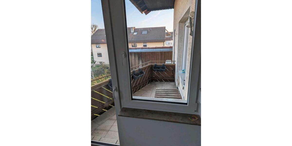 Dachgeschoßwohnung Unterensingen - 4.5 Zimmer, 110 m&sup2;, 1.350&euro; | Angebot:25924889