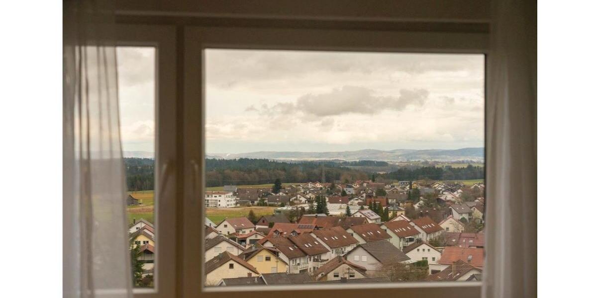 Etagenwohnung Durlangen - 4 Zimmer, 98 m&sup2;, 950&euro; | Angebot:25853837