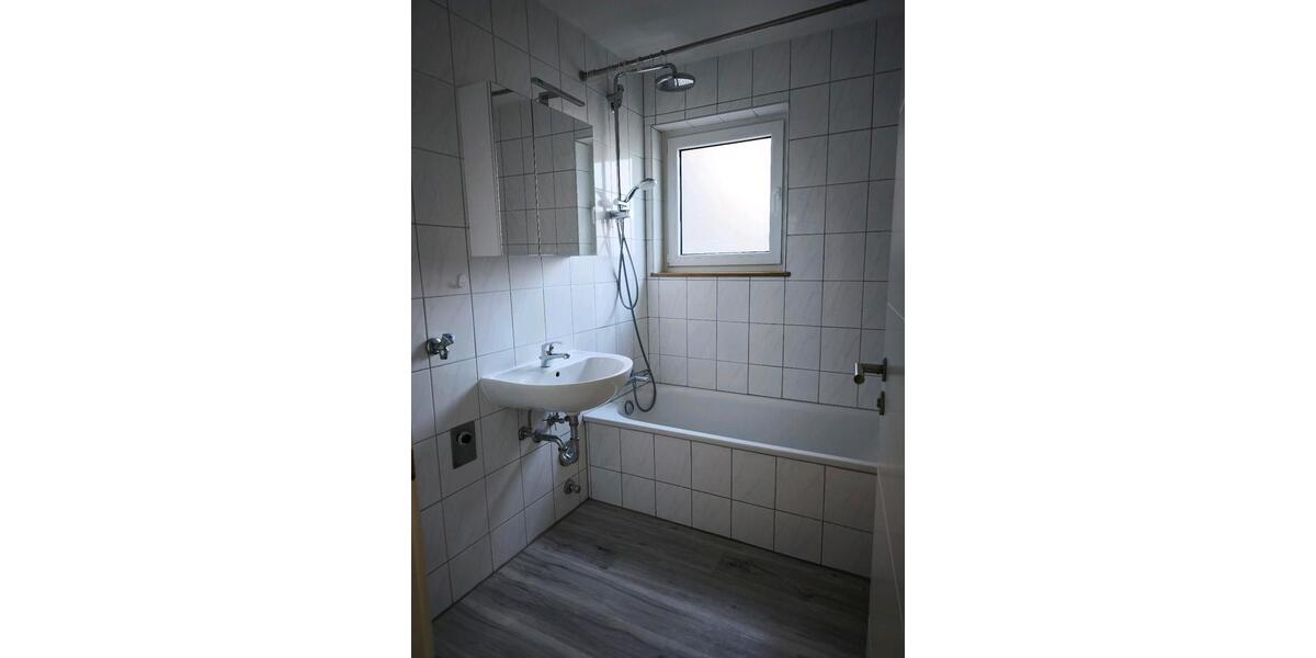 Erdgeschoßwohnung Schorndorf - 3 Zimmer, 80 m&sup2;, 295.000&euro; | Angebot:26889105