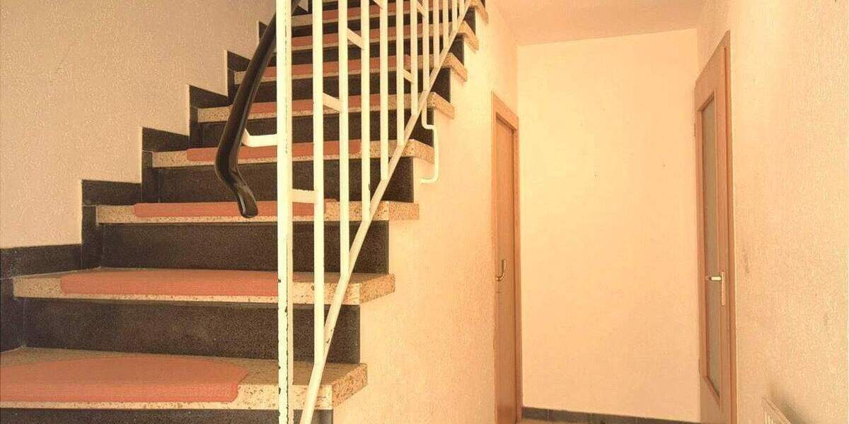 Einfamilienhaus Göppingen Bezgenriet - 6 Zimmer, 132 m&sup2;, 393.900&euro; | Angebot:25672855