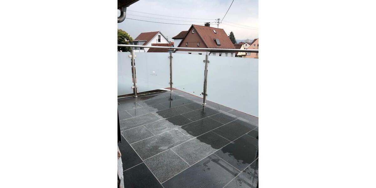 Dachgeschoßwohnung Kirchheim unter Teck - 4.5 Zimmer, 120 m&sup2;, 265.000&euro; | Angebot:23394841