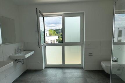 Wohnung Nürtingen - 2 Zimmer, 105 m&sup2;, 1.567&euro; | Angebot:25972052