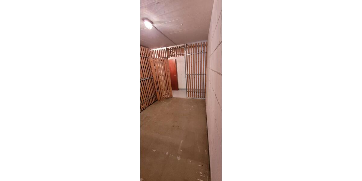 Etagenwohnung Esslingen am Neckar Brühl - 3.5 Zimmer, 86 m&sup2;, 1.200&euro; | Angebot:26654953