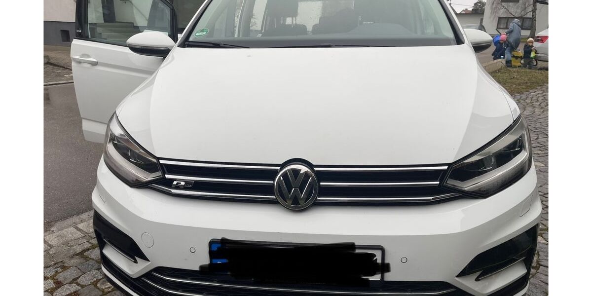 VW Touran 147.000 km 16.000 &euro; Hülben 72584