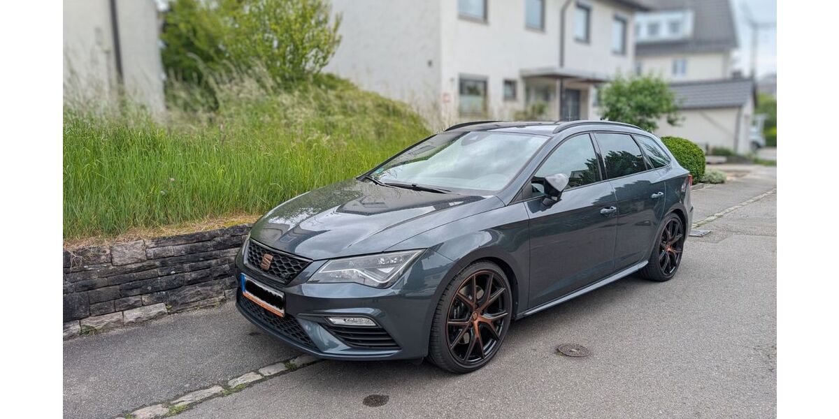 Seat Leon 104.000 km 22.999 &euro; Schorndorf 73614