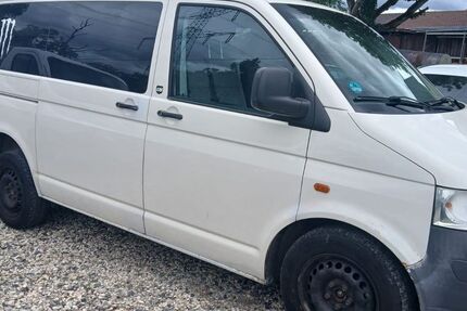 VW T5 Transporter 242.550 km 2.900 &euro; Kirchheim unter Teck 73230